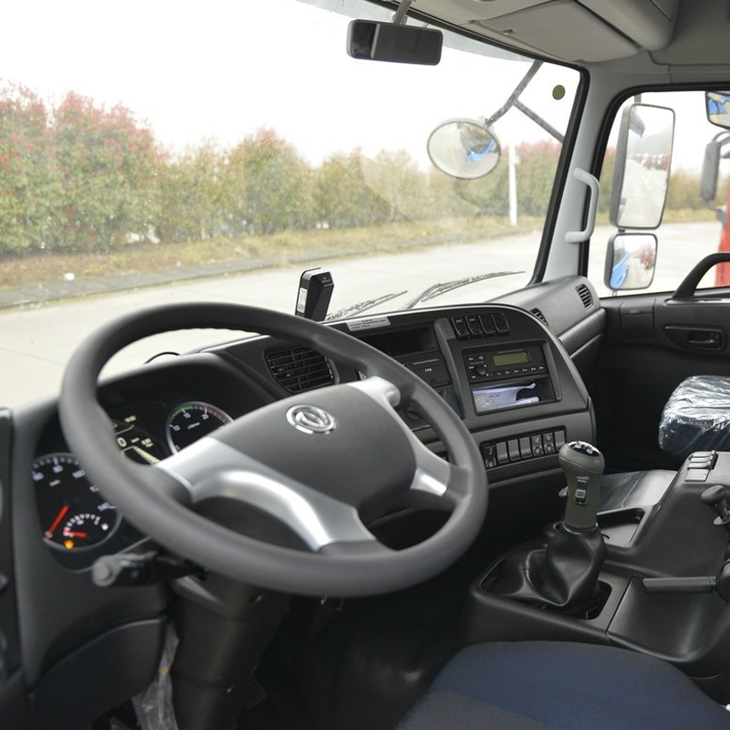 دونغفينغ VL 6x4 400 حصان 2023 رأس جرار مستعمل