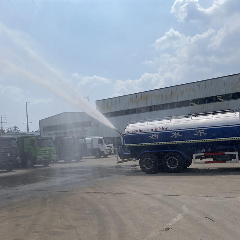 شاحنة صهريج مياه ساينوتراك للبيع