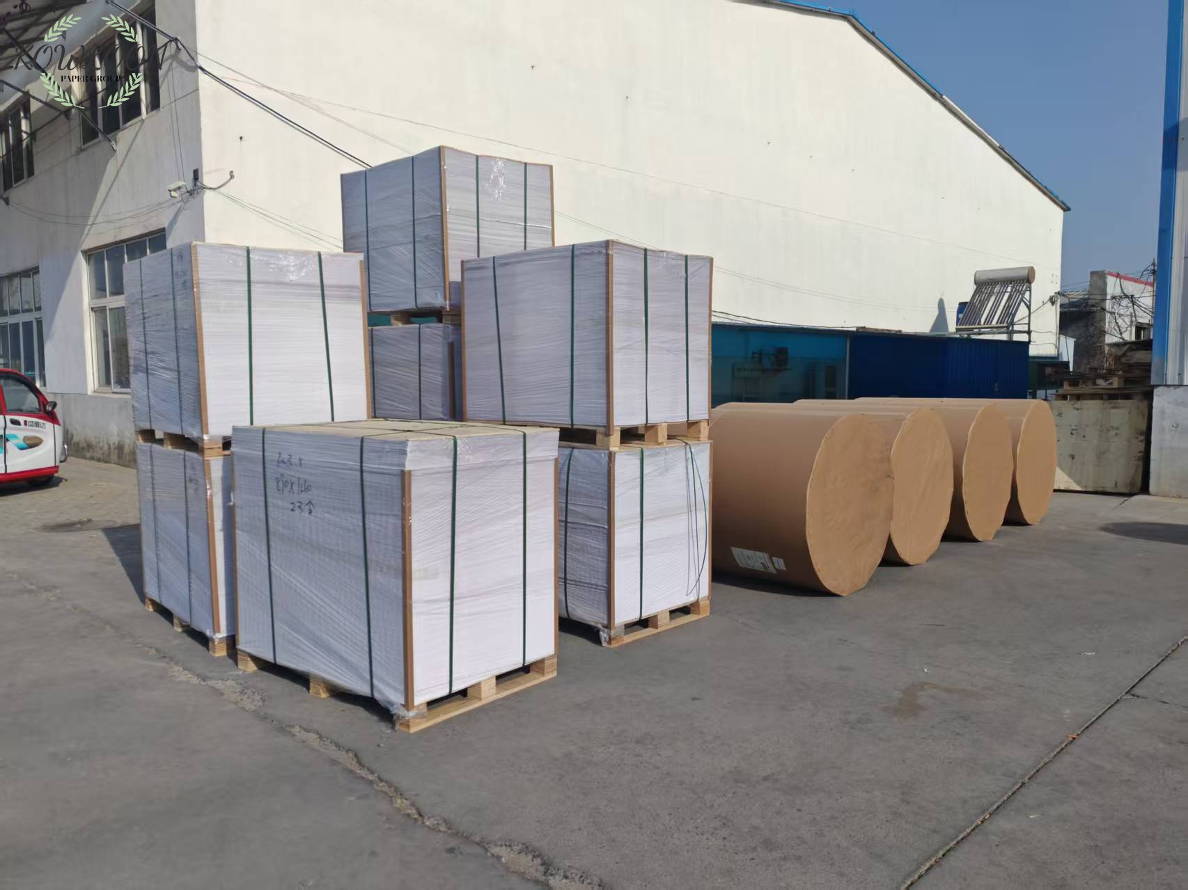 Factory wholesale 70g, 80g, 120g glossy cardboard