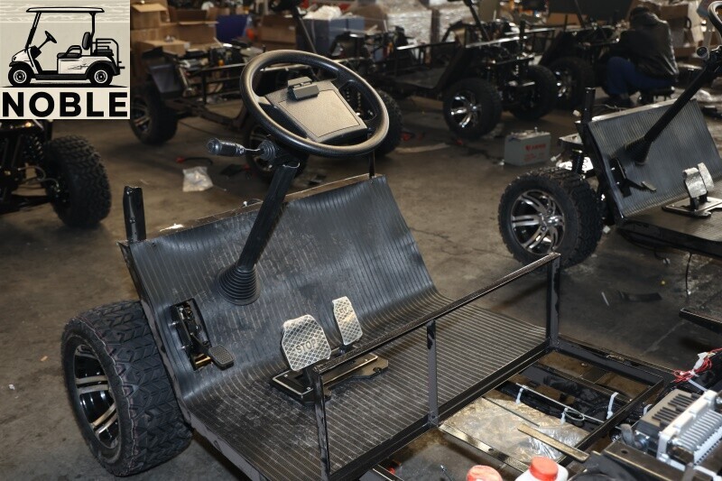 عربة غولف ذات 4 مقاعد عربة غولف نوبل L660G4