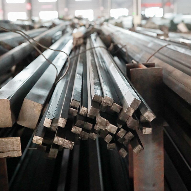 قضيب مربع من الفولاذ الكربوني