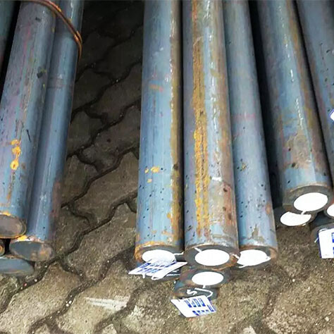 قضيب من الفولاذ الكربوني