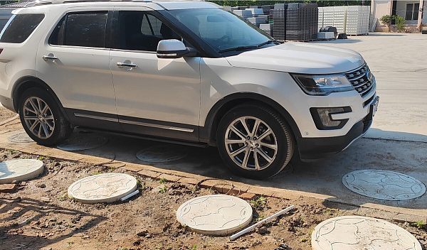 غطاء فتحة التفتيش-1.jpg