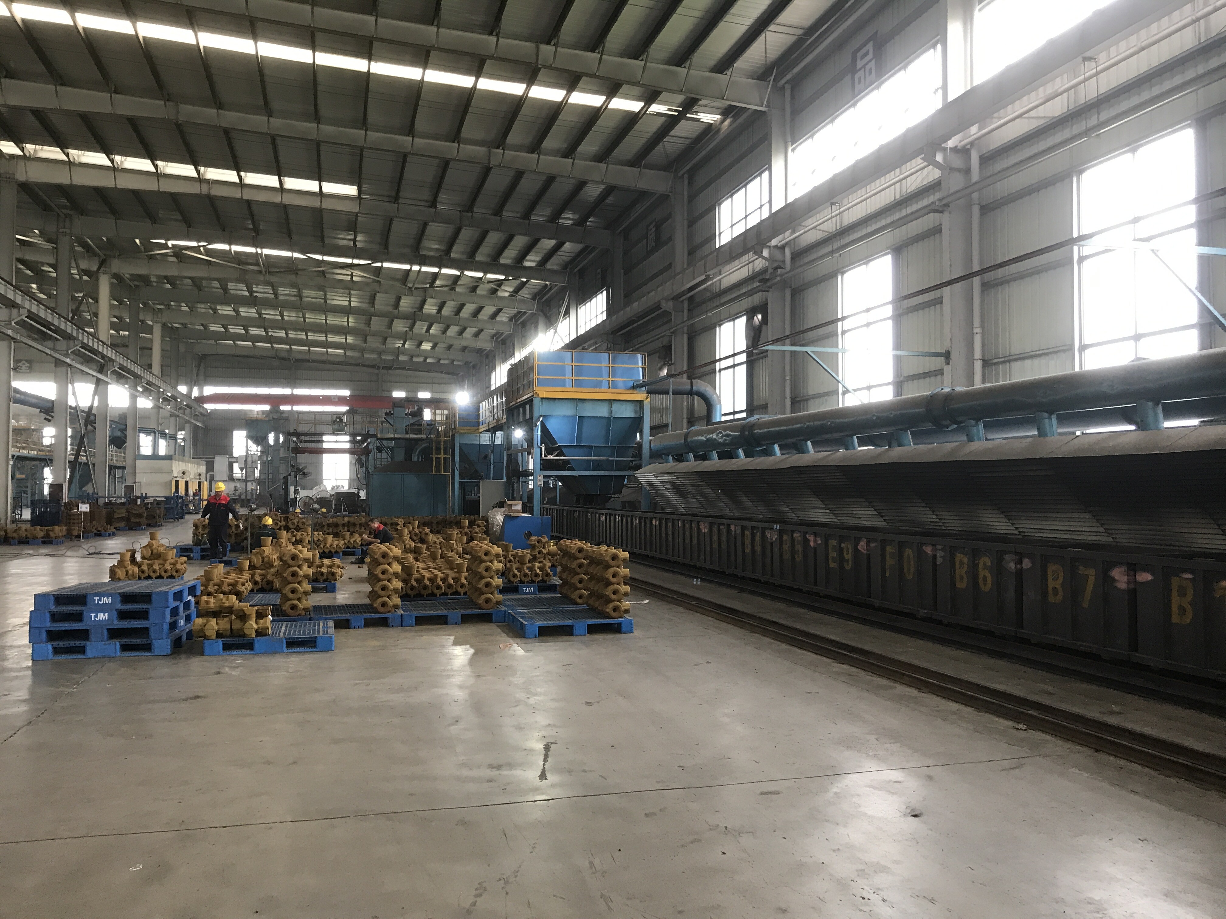 Shell type pouring line