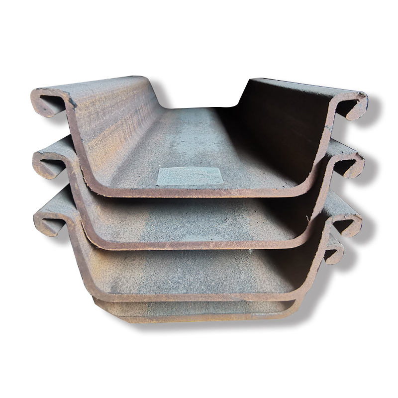 ألواح الخوازيق الفولاذية