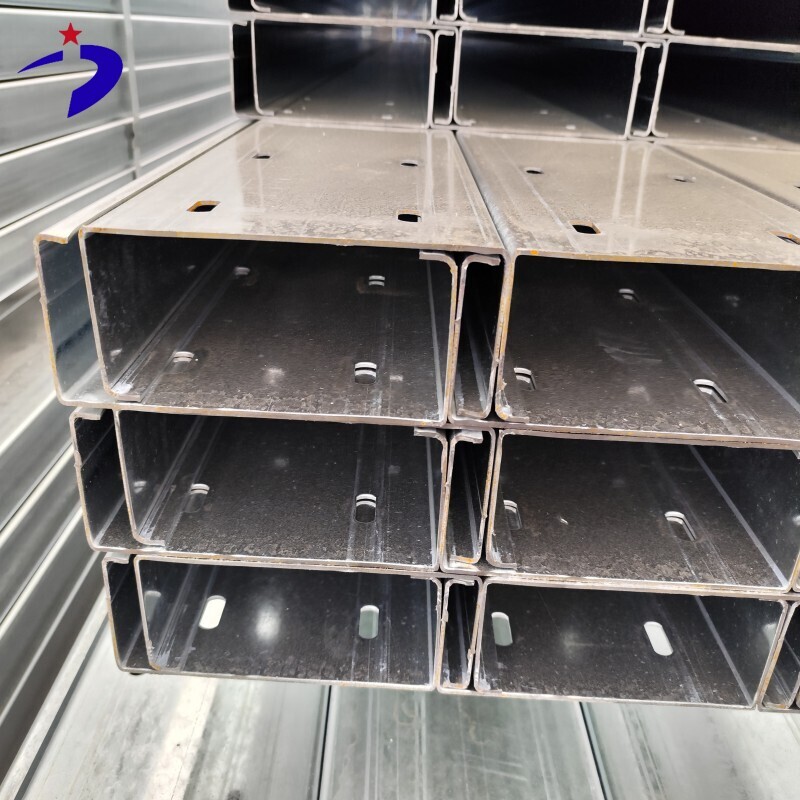 الفولاذ على شكل حرف C