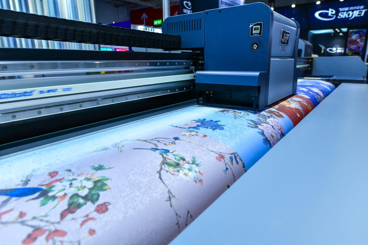 Textile Printer T3700.jpg Textile Printer T3700.jpg