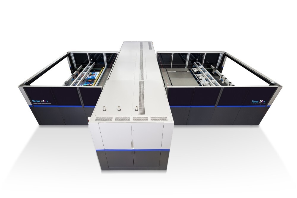 YE0181.jpg YE0181.jpg