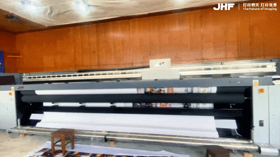 الآلات الجديدة تعمل بكفاءة عالية! العملاء البلغاريون يقومون بتوسيع سوقهم بشكل مطرد.