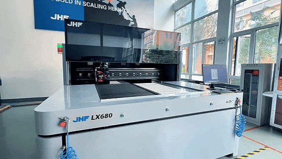الدقة في كل تفصيل، والقوة في التصنيع الذكي: JHF LX680 يدعم التطور عالي الجودة لصناعة أشباه الموصلات