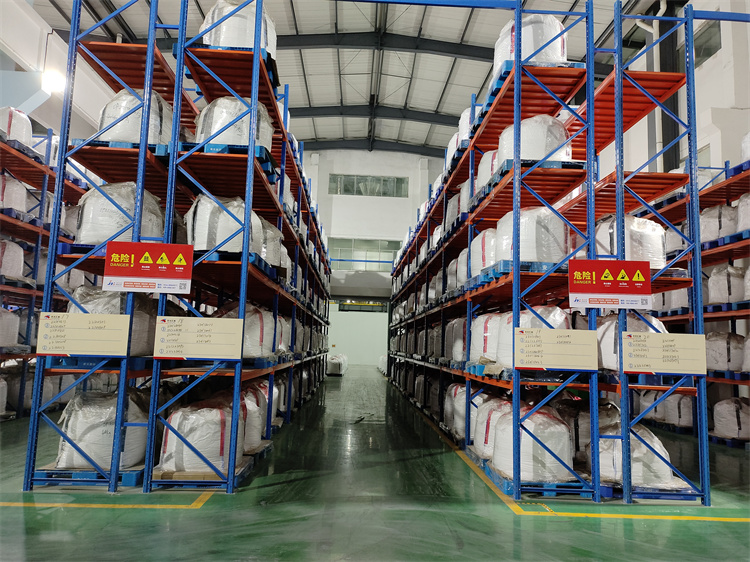 أرفف الألواح المتقاطعة شديدة التحمل التي يشتريها العملاء المغاربة