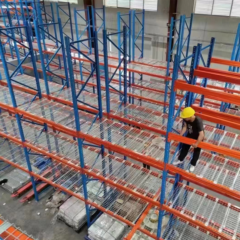 رفوف منصات نقالة ذات أسطح شبكية سلكية