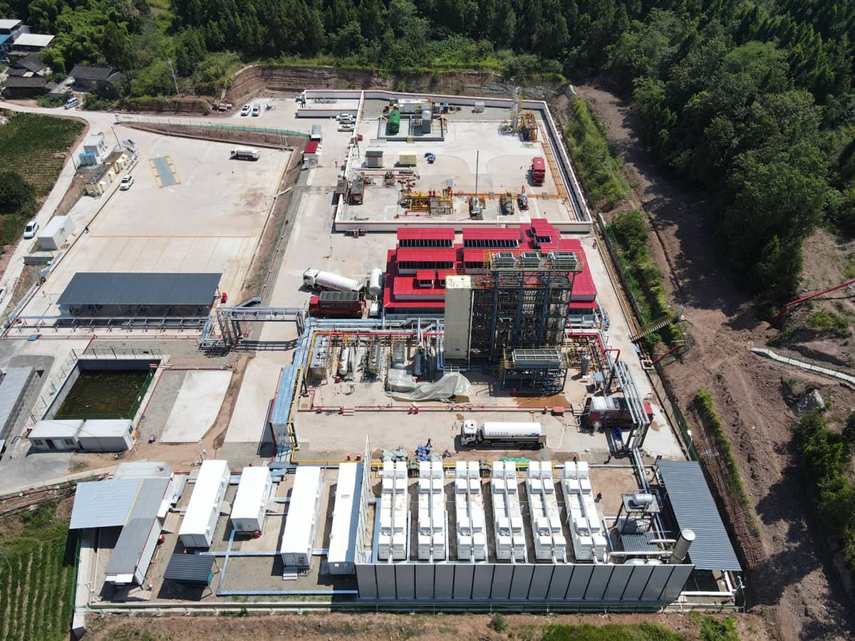 معالجة الغاز الطبيعي المسال والغاز الطبيعي المضغوط معالجة الغاز الطبيعي المسال والغاز الطبيعي المضغوط