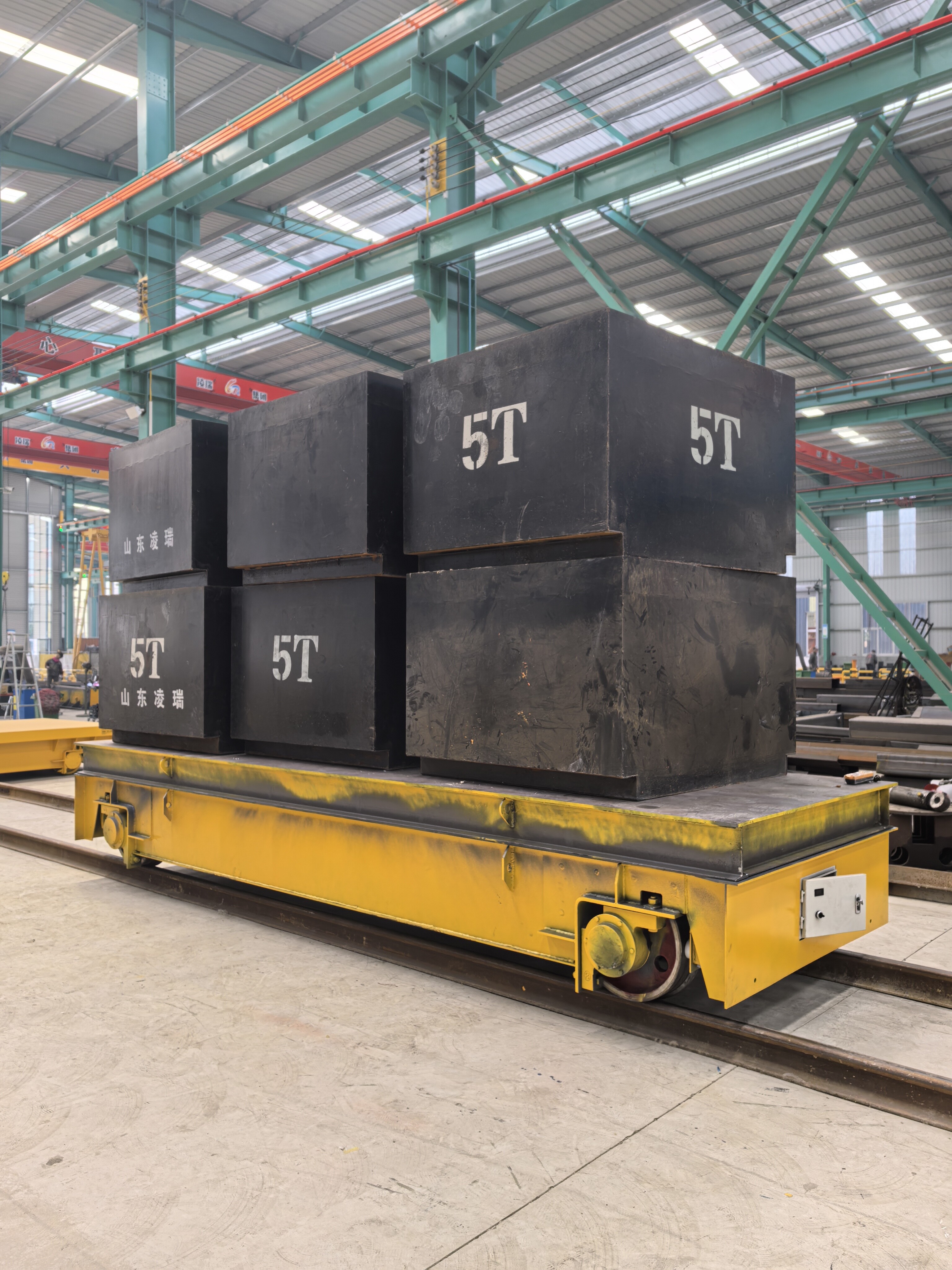 عربة نقل السكك الحديدية