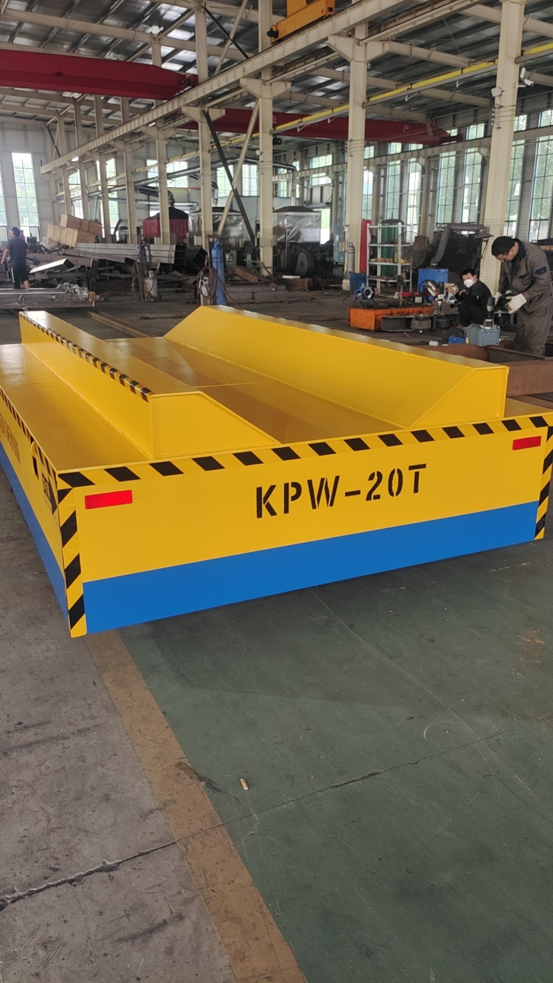 عربة نقل بدون مسار