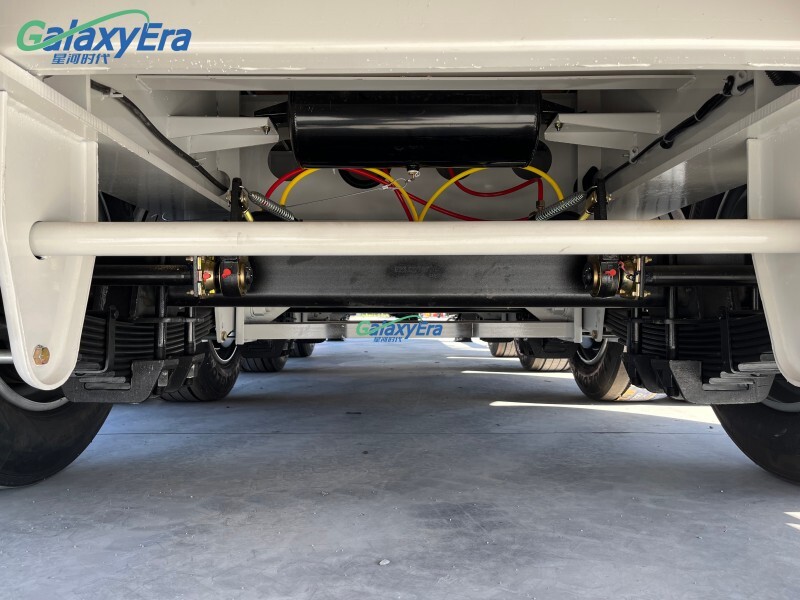 مقطورة شبه منخفضة