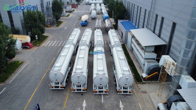 مقطورة صهريج وقود