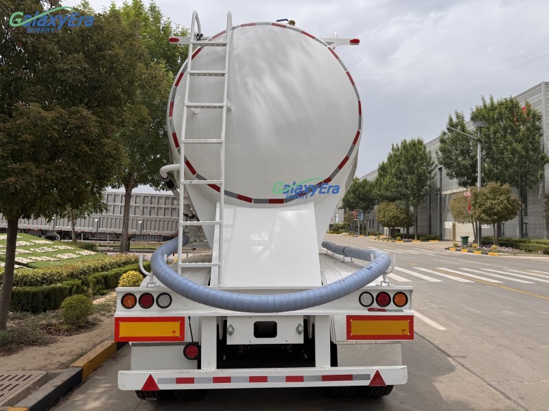 مقطورة صوامع الأسمنت