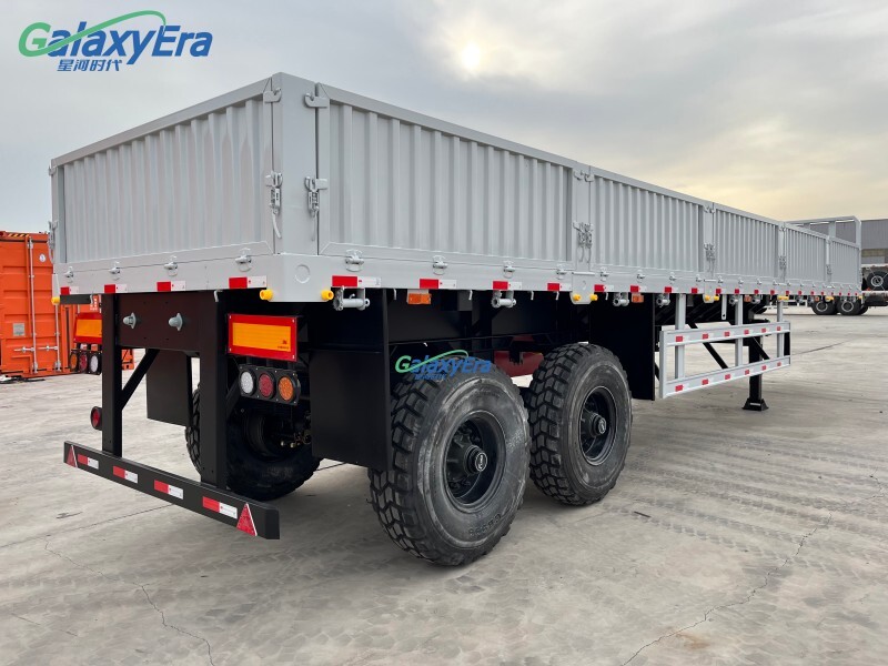 مقطورة جانبية شبه مقطورة