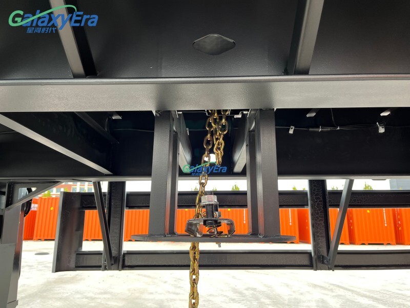 مقطورة جانبية شبه مقطورة