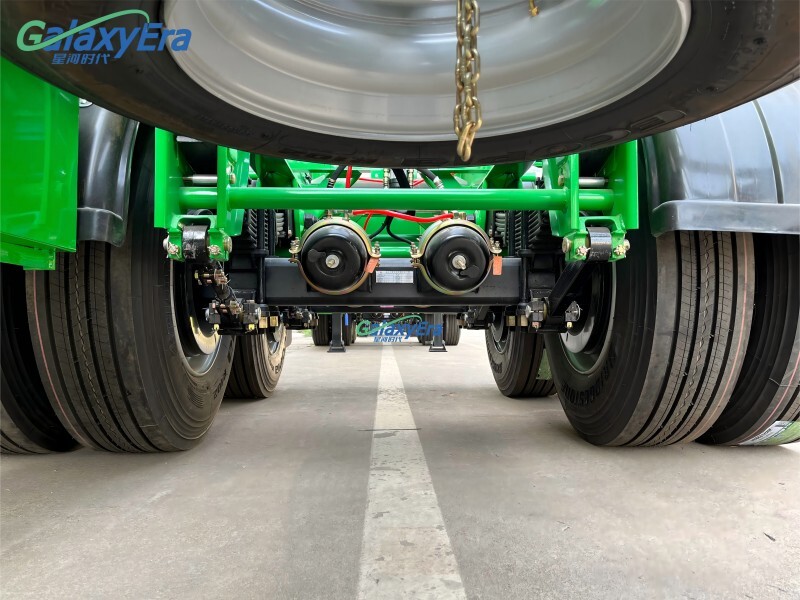 شاسيه حاوية ثلاثي المحور