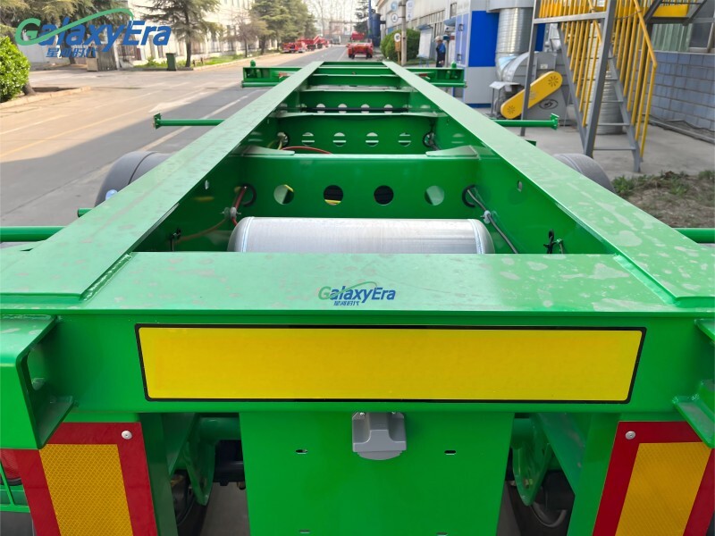 شاسيه حاوية ثلاثي المحور