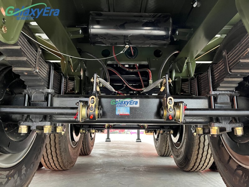 مقطورة سياج شبه مقطورة