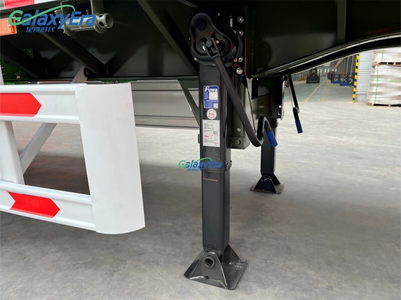 مقطورة سياج شبه مقطورة