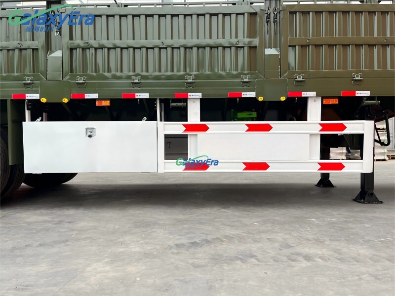 مقطورة سياج شبه مقطورة