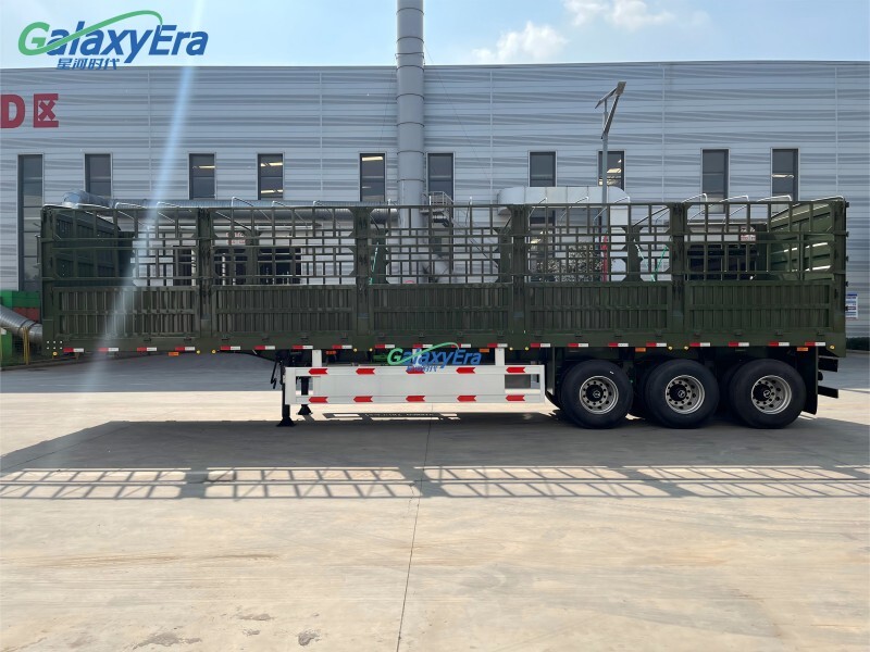 مقطورة سياج شبه مقطورة