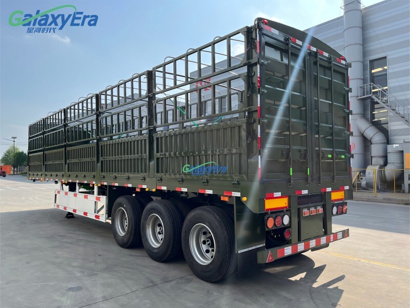 مقطورة سياج شبه مقطورة