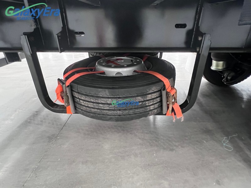 مقطورة جانبية بثلاث محاور للبيع