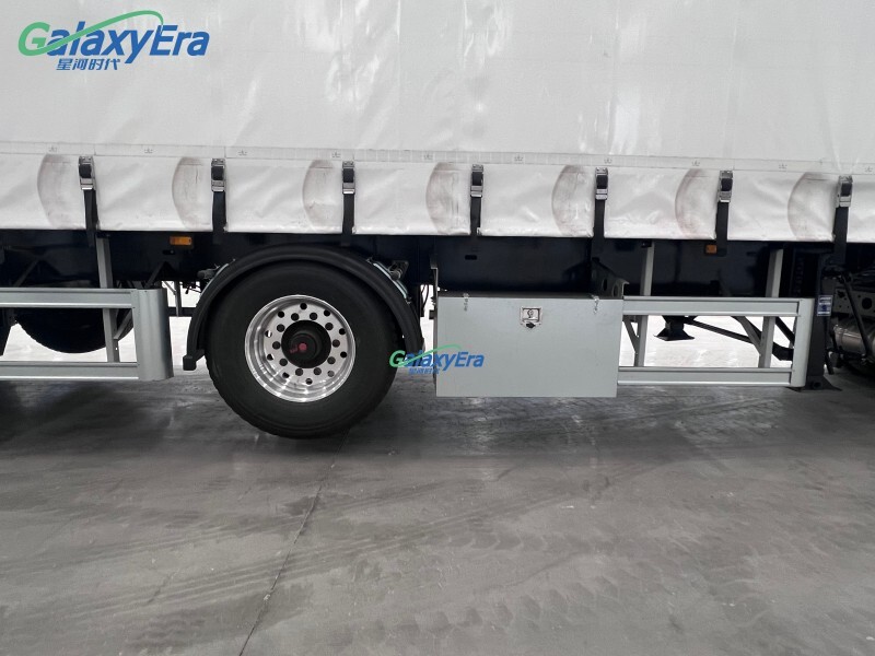 مقطورة بستائر 45 قدم