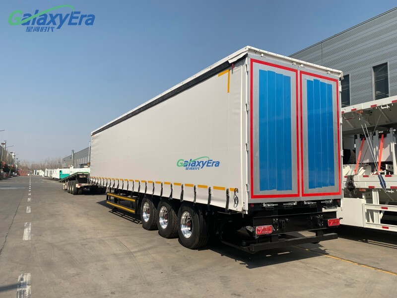 مقطورة جانبية بستائر