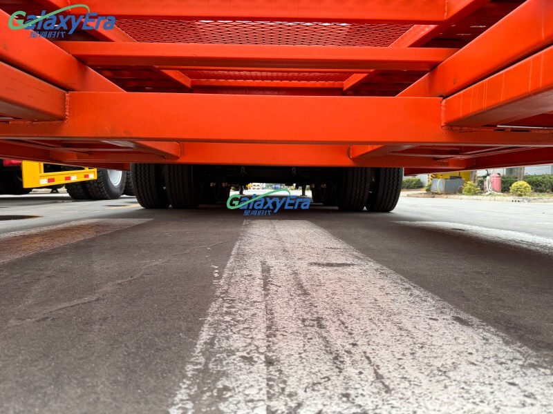 مقطورة ناقلة سيارات بمحورين