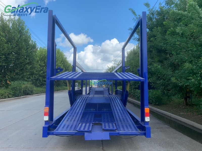 6 مقطورة ناقلة سيارات