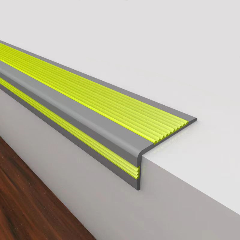أشرطة زخرفية واقية من PVC مضادة للانزلاق بألوان متعددة للسلالم