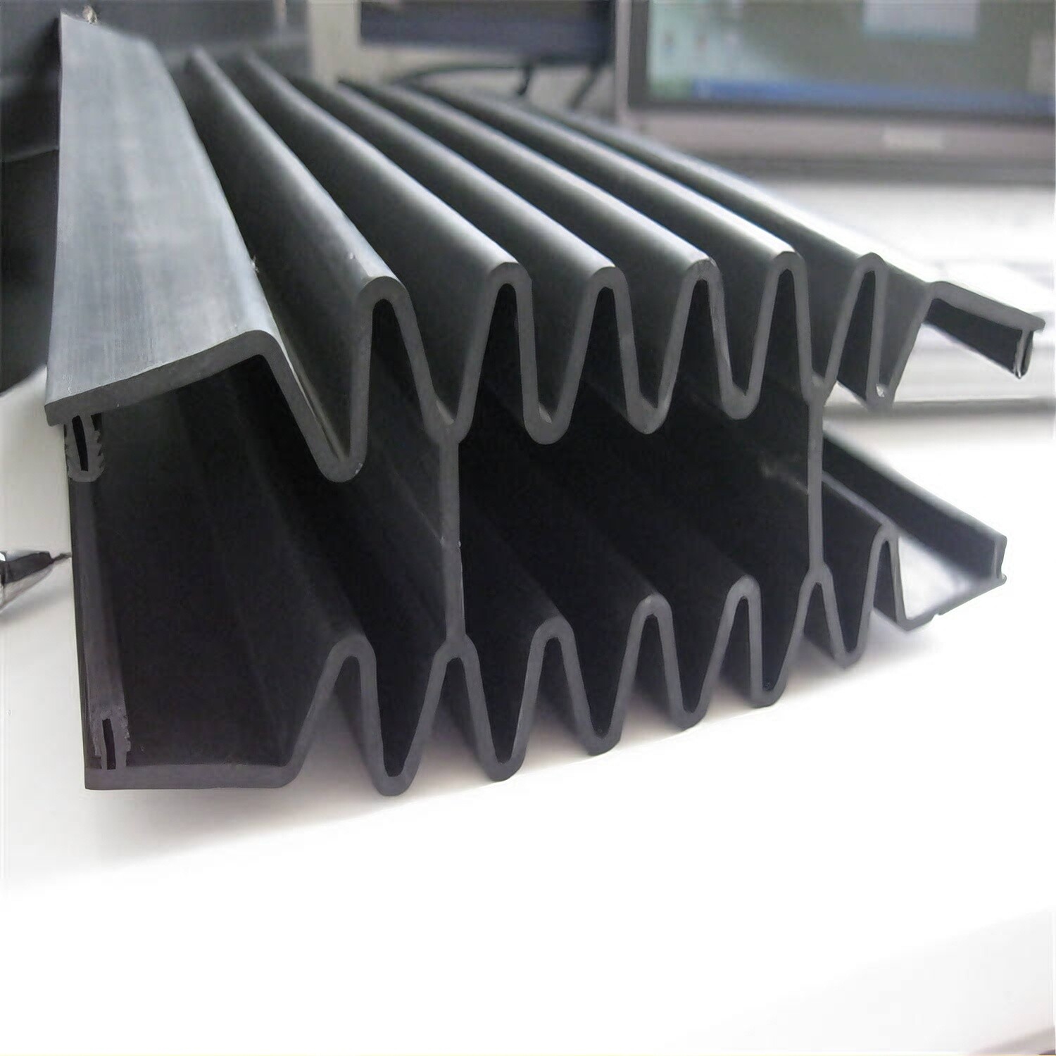 شريط سد مشترك التمدد