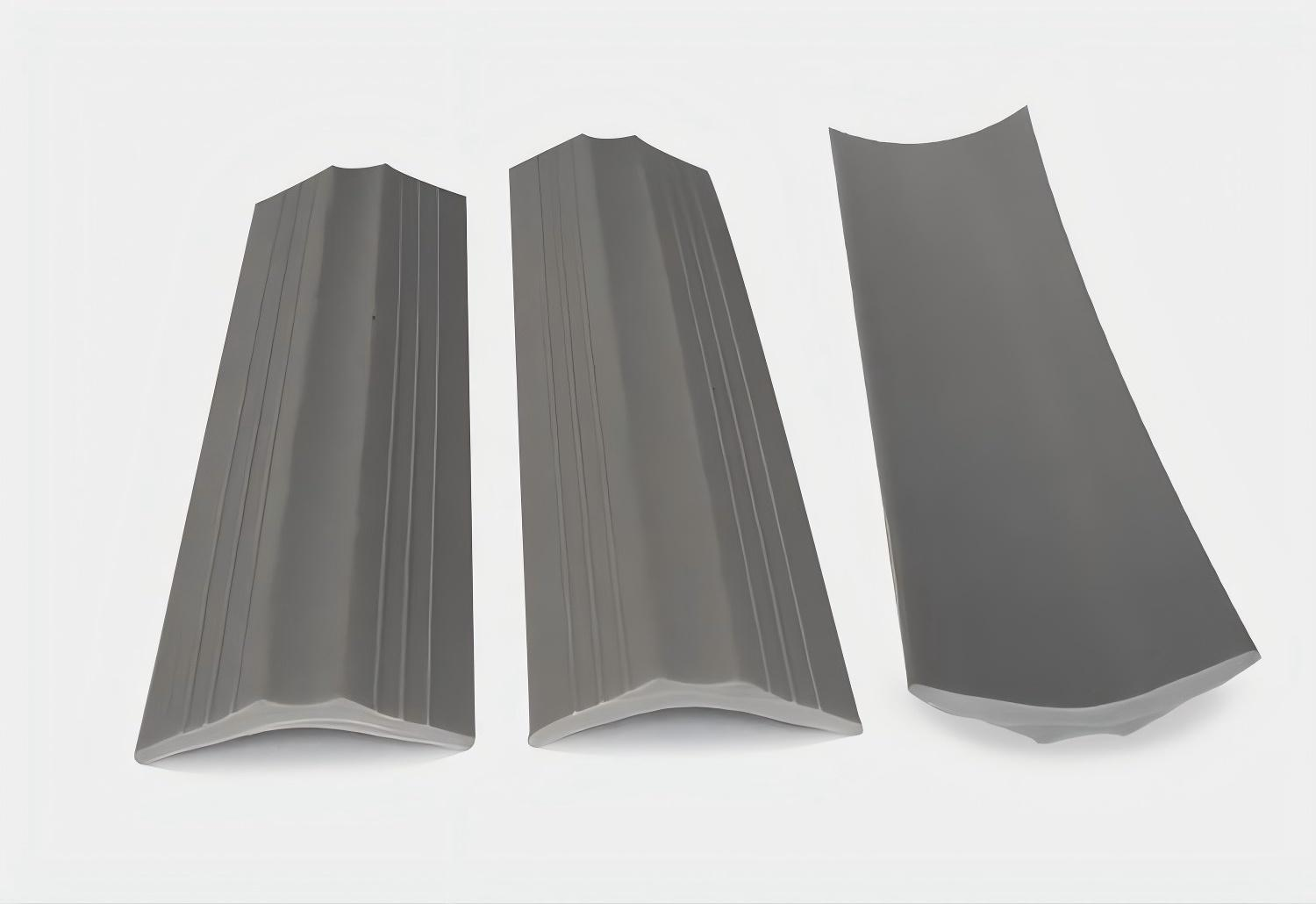 شريط PVC مثبت على الحائط