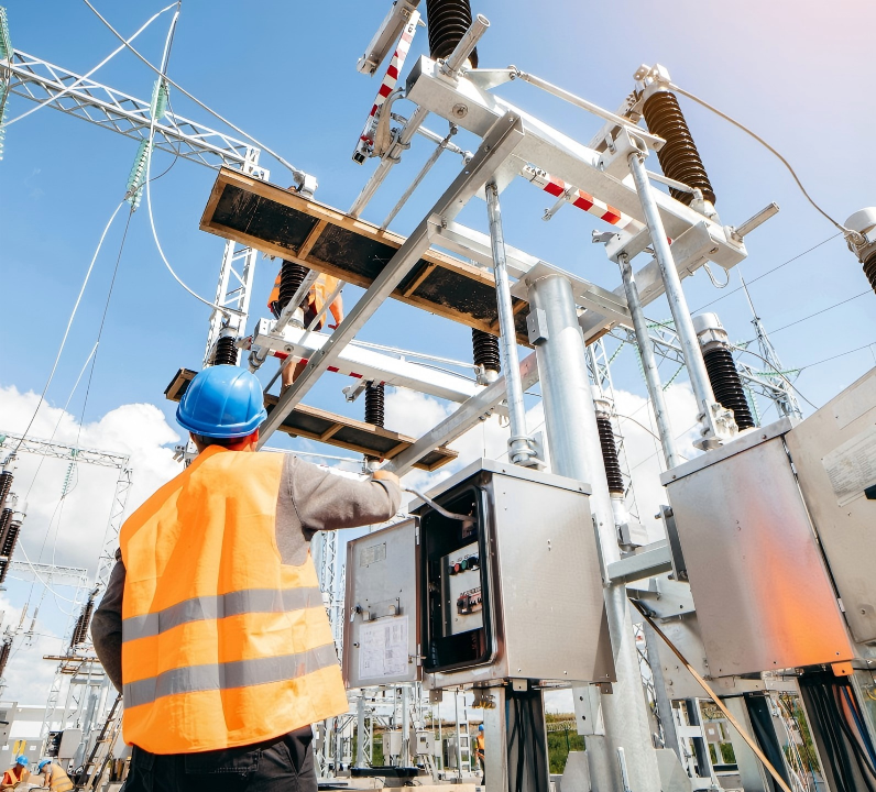 أطلقت تشونغتشينغ محول 220 كيلو فولط الهجين للزيت العازل مع أداء بيئي رائد