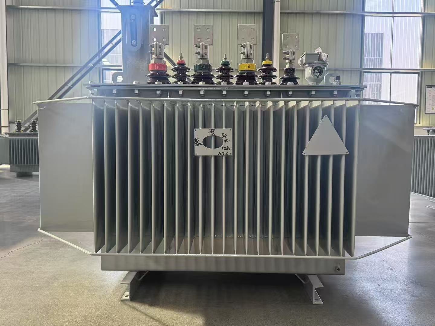 سلسلة S22 مقابل المحولات القياسية: أيهما يقدم أداءً أفضل في محطات معالجة المياه؟