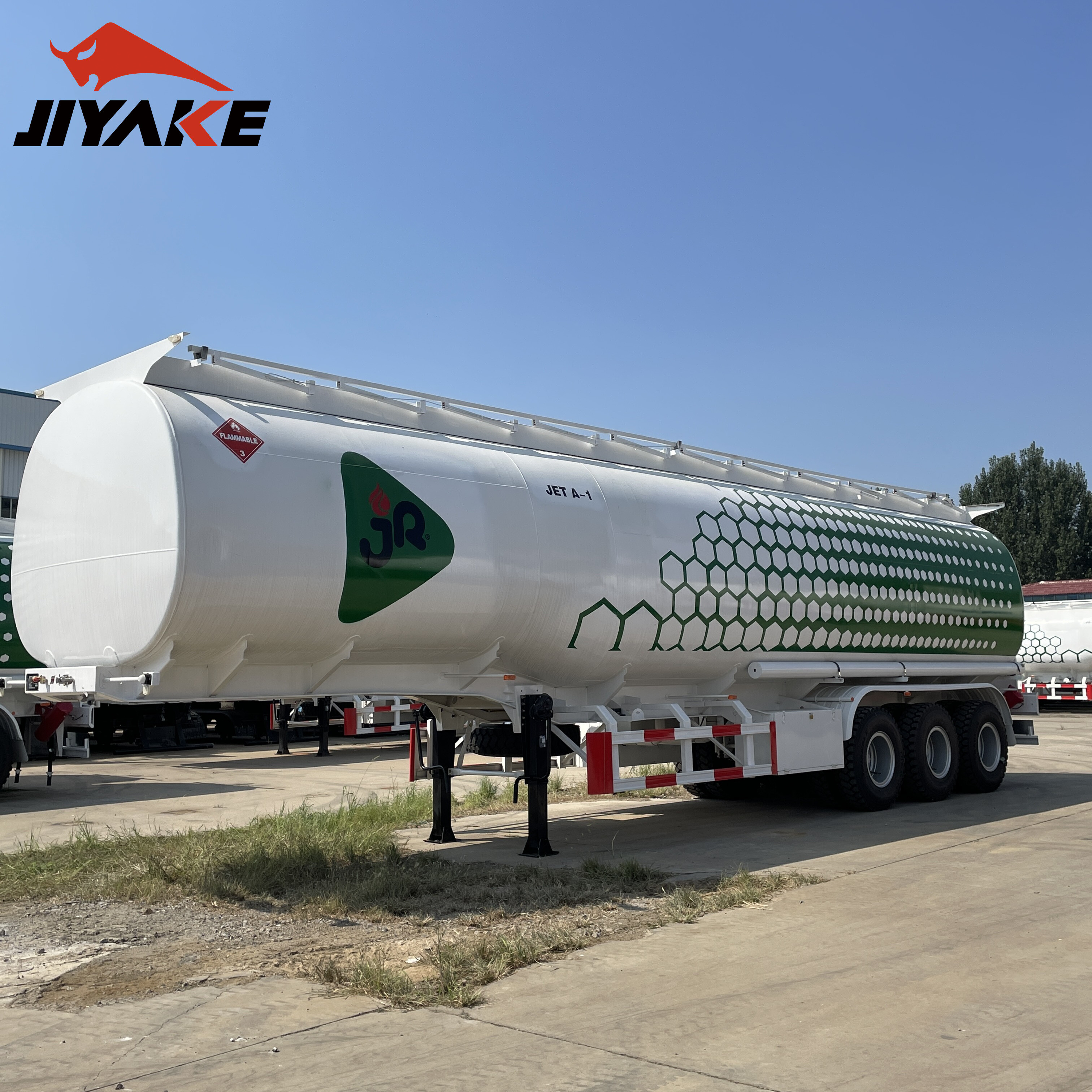 كيفية اختيار مقطورة صهريج الوقود المناسبة لعملك في النقل