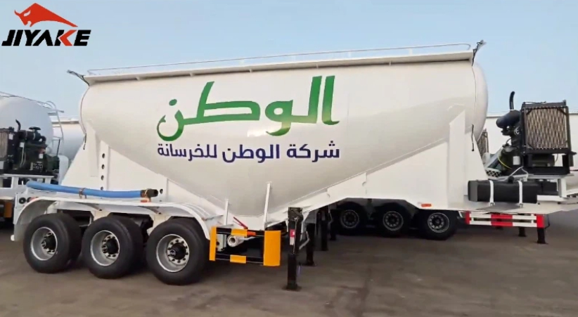 مقطورة صهريج الأسمنت (2)