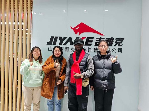 زيارة العميل (8)