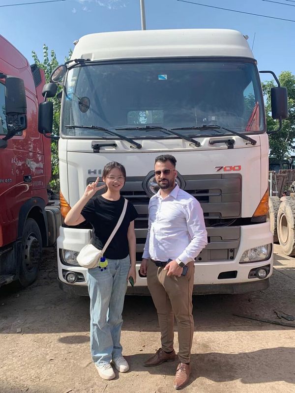 زيارة العميل (11)