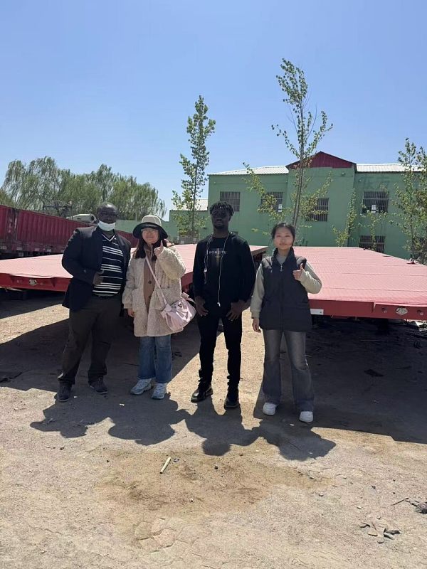 زيارة العميل (16)