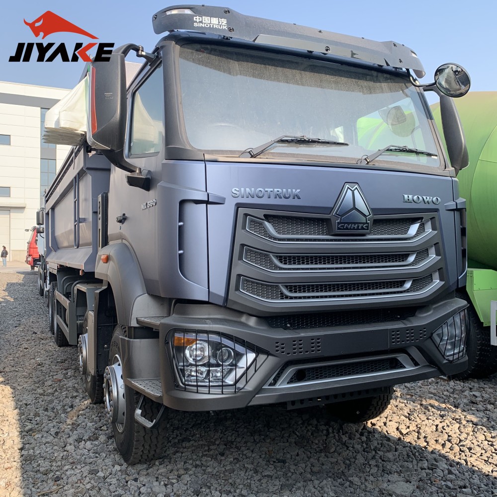 شاحنة قلابة