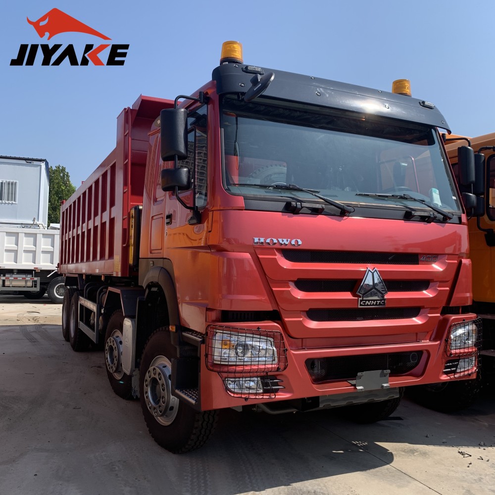 شاحنة قلابة