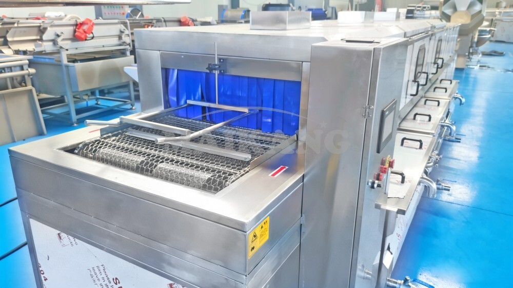 آلة غسل صواني البيض