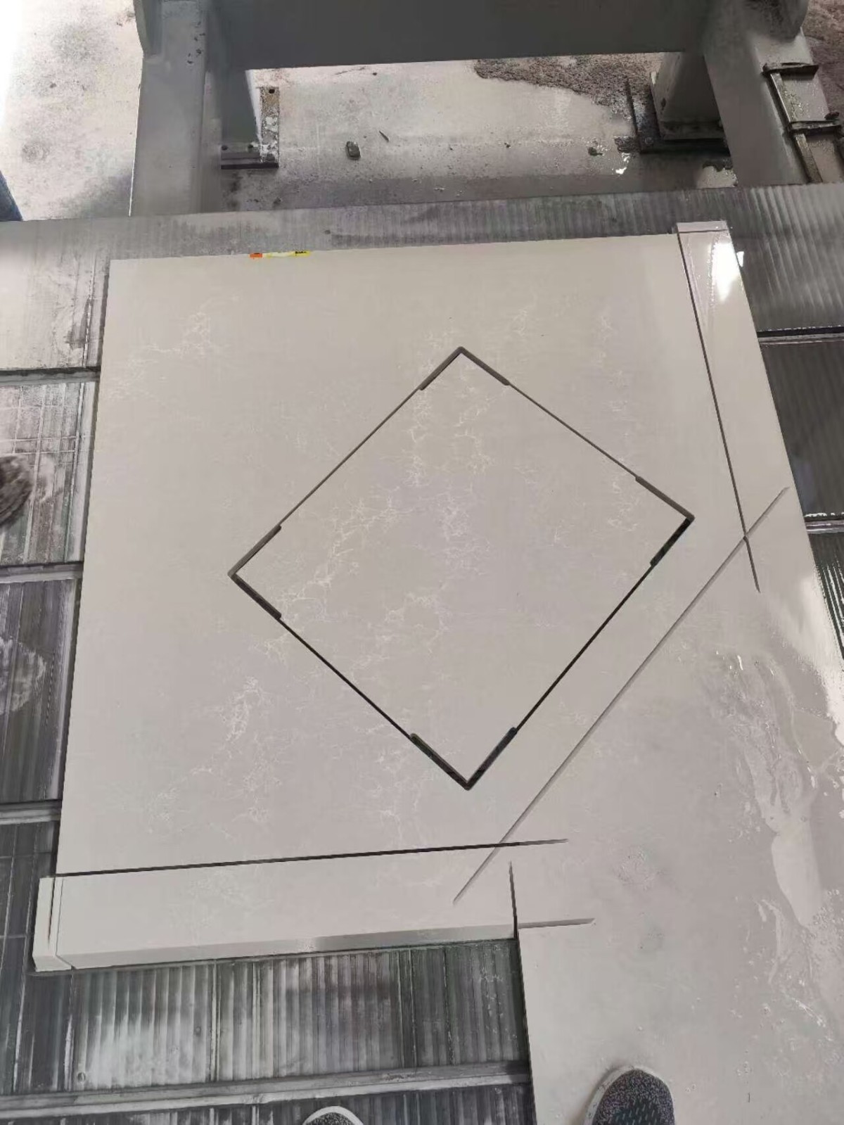 GANGER CNC provide after-service for installation and testing in European5.jpg GANGER CNC provide after-service for installation and testing in European5.jpg